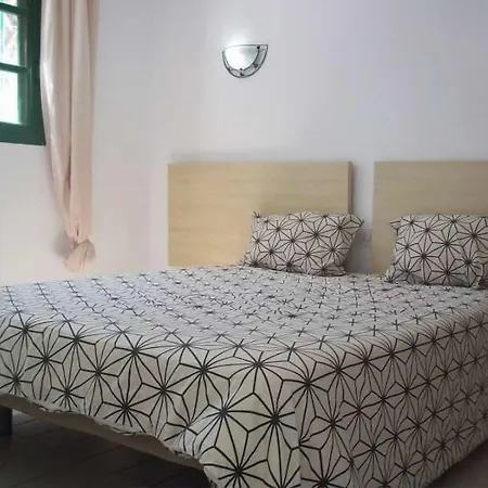Puerto Del Carmen Sleeps 4 Pool Wifi