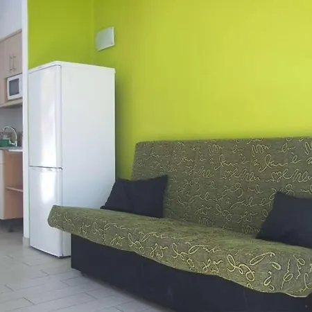 Puerto Del Carmen Sleeps 4 Pool Wifi Appartement Puerto del Carmen (Lanzarote)